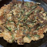 韓国食彩 オモニ - ホルモンチヂミ