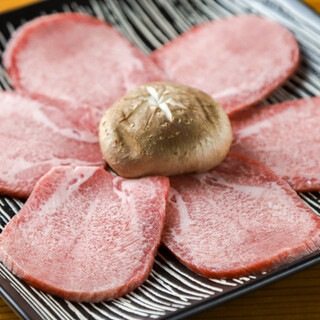 No.1 in popularity among women!! Exquisite thick-sliced shio tongue packed with flavor♪