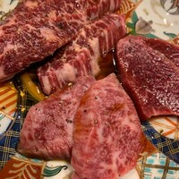 神戸焼肉 金虎 - 