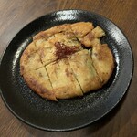 炭火・串焼き ボンちゃん - チーズチヂミ　640円(税込)