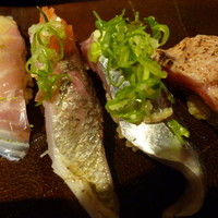 秀徳 2号店 - 脂ののった鯵など