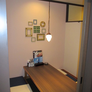 個室はご家族や大切な方と…ゆったりとくつろげる空間です。