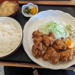 あおしま亭 - 唐揚げ定食