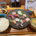 ごはんや 飯すけ - 