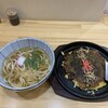 讃州 - 料理写真:かけうどん440円とお好み焼き（豚玉）660円
