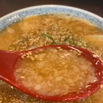ゆきみ家 - 背脂の浮いたスープ