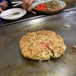 はとやお好み焼店 - 生涯一、ふっくらに焼けた豚玉。