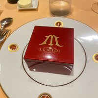 リストランテ ル・ミディ ひらまつ - 