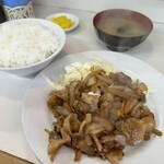 はちのこ食堂 - 焼肉定食