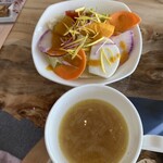 Farm to Me Restaurant - 柴海農園さんの玉ねぎのオニオンスープ