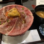 吉祥寺 肉ドレス海鮮丼 - 肉ドレス海鮮丼