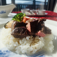 メインダイニングルーム - お料理