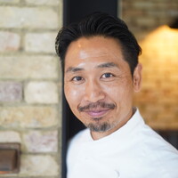 アカ - 東シェフ