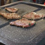 ソウル大門ホルモン - カルビ焼中