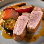 紅の灯 ノヴ - 群馬県産和豚もち豚ロースのロティ