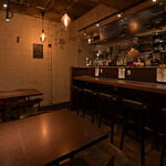 紅の灯 ノヴ - 内観全体