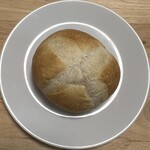 ヒルサイドパントリー - 天然酵母丸パン（S）　上から
