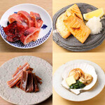 <Various charcoal-grilled dishes>
