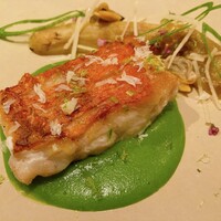 レザンファン ギャテ - 金目鯛のポワレ　九条ネギとあさりのソース 早摘み伊予柑/焼き茄子