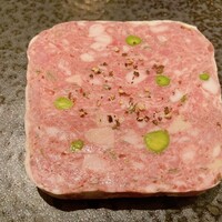 レザンファン ギャテ - 長期熟成を掛けた田舎風テリーヌ