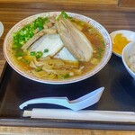 わだ屋 - すごい肉盛りわだそば1,200円+麺大盛り100円+ライス120円、超ゴージャス仕様