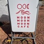 MOON MOON MOON CAFE - 