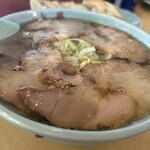 永華 - チャーシュー麺。チャーシュー濃いめ、スープあっさり、麺柔らかめ