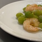 芙蓉菜館 - 新銀杏と海老柚子風味塩味炒め