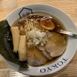 楽観 - 醤油ラーメン 琥珀