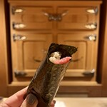 恵比寿 鮨 ふじまさ - トロの手巻き