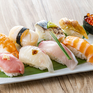 [Luxury★] All-you-can-eat king crab x snow crab x red snow crab x Sushi ♪