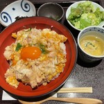 スペイン坂 鳥幸 - 特上親子丼