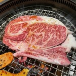 和牛焼肉ブラックホール - 