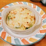 カフェレストラン ざぼん - エビとブロッコリーのマカロニグラタン