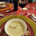 シェ・アンジュ - べにはるかのスープとボジョレーヌーボー