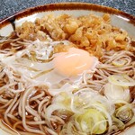 朝日屋 - カツ丼(温・冷そば付き) 1050円、生玉子 50円