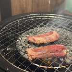 Kanzen Koshitsu Yakiniku Tabehoudai Gyuu Gyuu Paradaisu Sannomiya - 