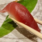 Tobi Kansui San Sushi Ichi Hana - 鮪(赤身)