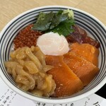 日本橋 海鮮丼 つじ半 - 