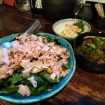 囲坊主 - ホウレンソウサラダ、カニ酢、どて焼き