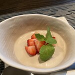 旬 あじさい - ほうじ茶プリン、こちらも定番