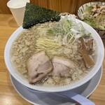 らぁ麺 まっちゃん - 醤油らぁ麺！背脂マシ！