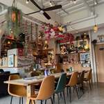 DOG DEPT CAFE - 