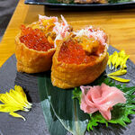 さかながはねて 神田本店 - 北海いなり寿司～いくら、うに、カニ～（税別 580円）