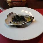 ル・ボン・ヴィボン - 生ガキ、海水のジュレと岩海苔