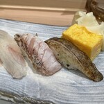 Sushi Onozaki - お目当ての『目光炙り』が右です。