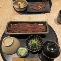うなぎ四代目菊川 東京駅黒塀横丁店 - 