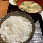 江坂 久葉 - ご飯は粒立ちがよく美味しい