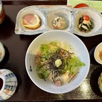 とうふ遊び 豆らく - おぼろ豆腐膳