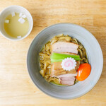 だしと麺 遊泳 - 料理写真:油そば（出汁スープ付）